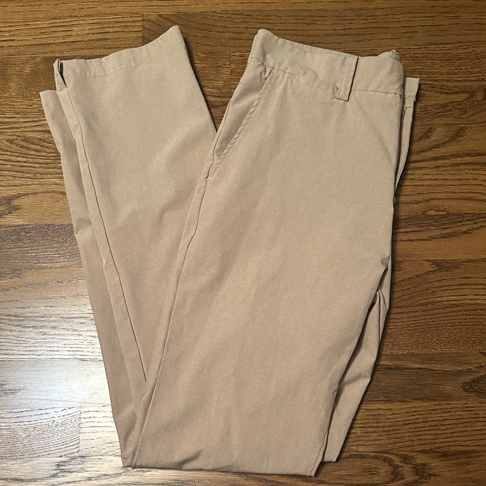 crown & ivy Golf Men's Chino Pants in Beige